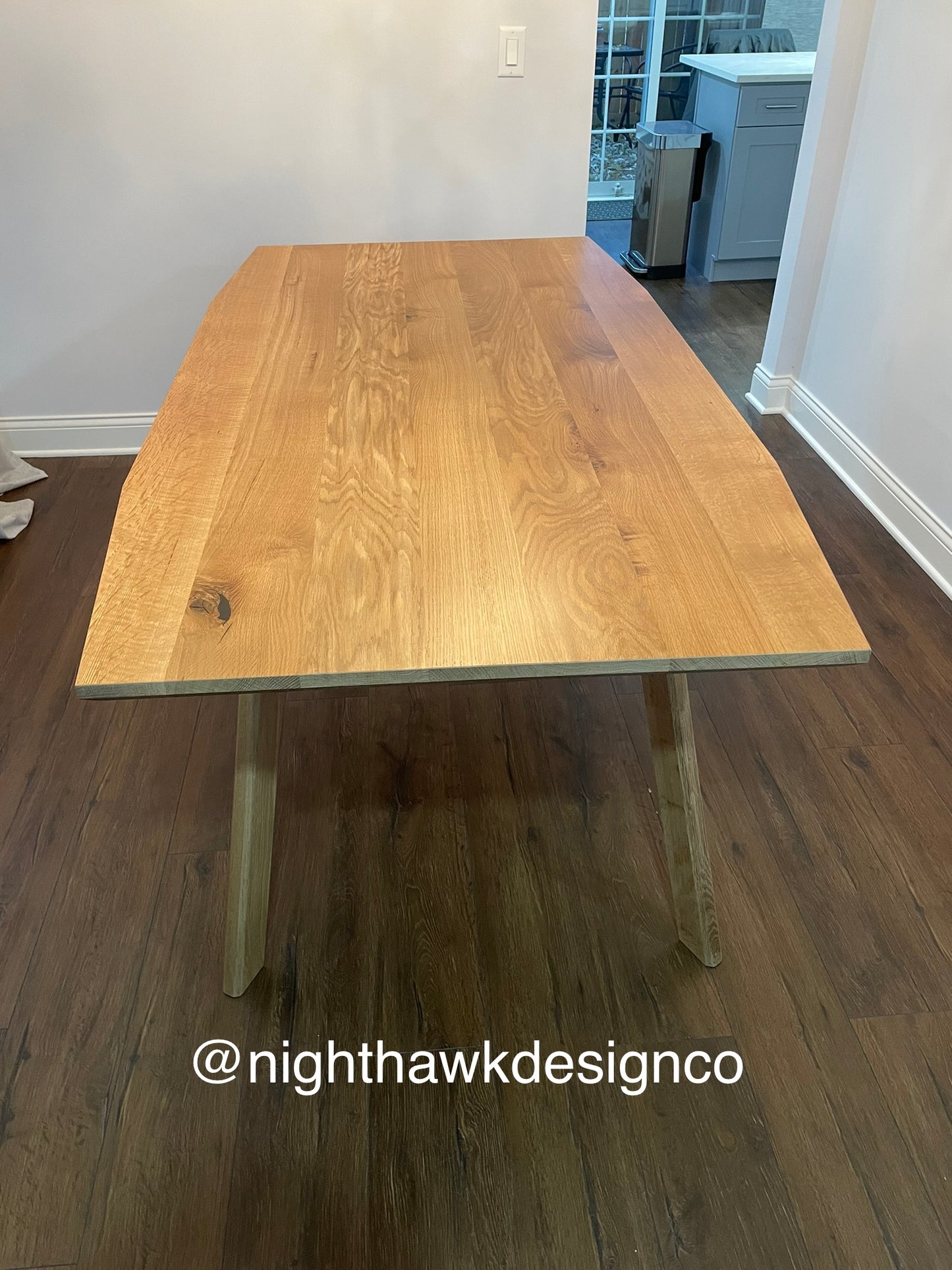 Melbourne Dining Table